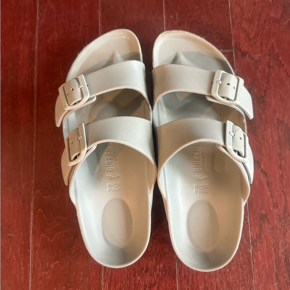 Birkenstock Women's Sandals in Light Beige